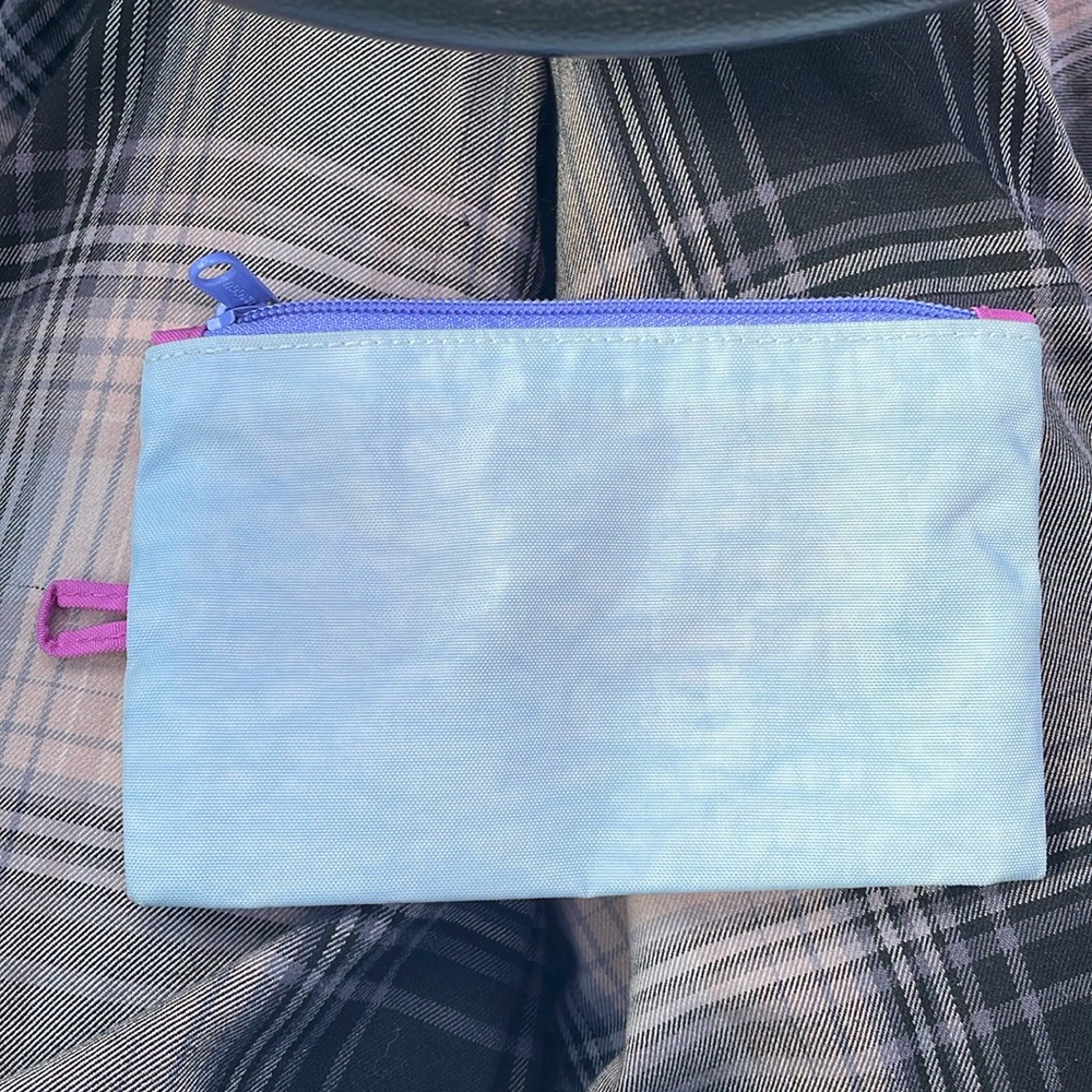Vacation Colorblock Small Go Pouch EUC BAGGU